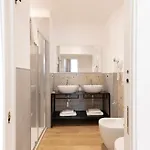 Tiburtina 86 Luxury Gasthof Rom