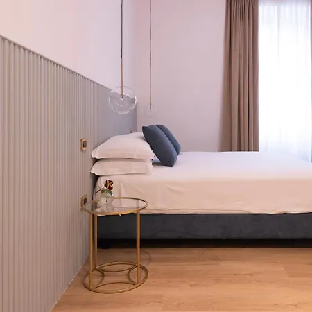 Pensión Tiburtina 86 Luxury 4*