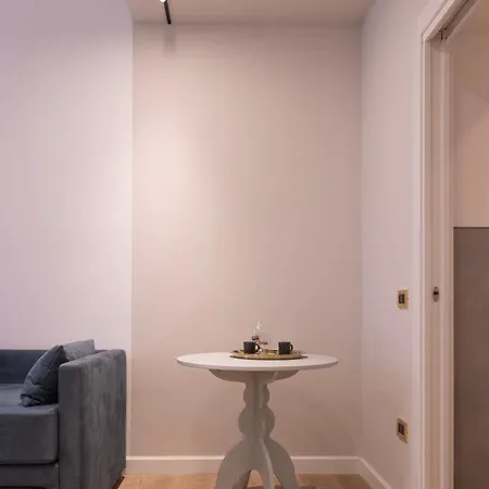 Tiburtina 86 Luxury Гостевой дом