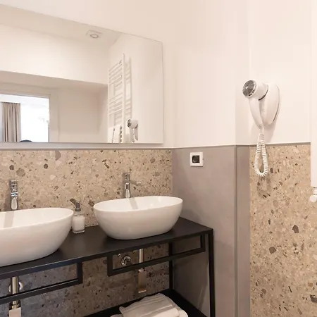 Tiburtina 86 Luxury