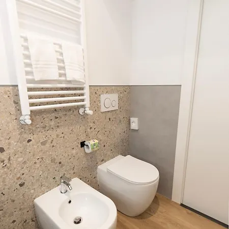 Гостевой дом Tiburtina 86 Luxury